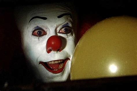 The First Photo Of The Clown From The It Remake Is Here And It Isn T Scary At All Business