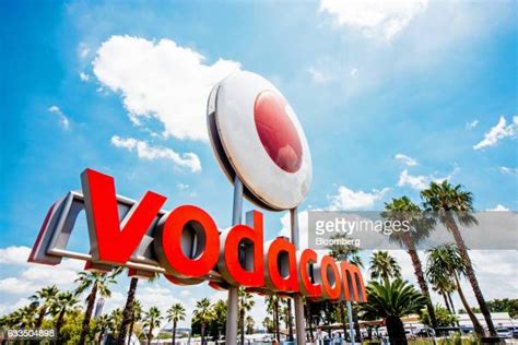 Vodafone World Headquarters Photos Et Images De Collection Getty Images