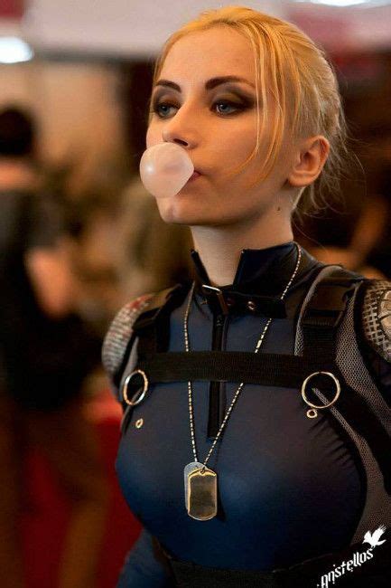 Mortal Kombats Cassie Cage In Beautifully Victorious Cosplay Mortal