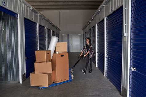 How to Keep Your Storage Unit Organized - Dev Insider