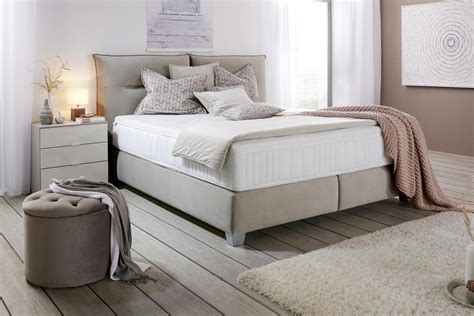 Matratzen topper 140 200 ikea. Moderne Betten: Bettrahmen oder Springbox? | halbhohe ...