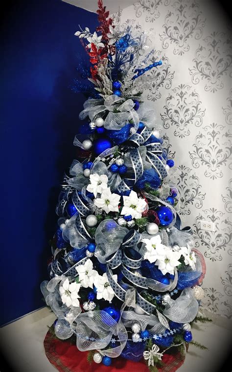 Decoración árbol De Navidad Azul Y Plata Árboles Azules De Navidad