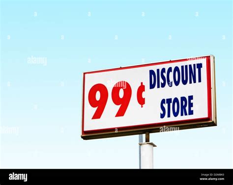 99 Cent Store Hi Res Stock Photography And Images Alamy