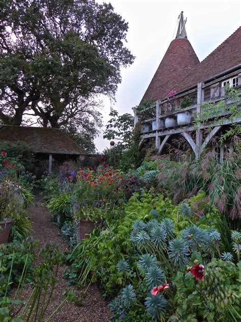 Maybe you would like to learn more about one of these? Grand Tour - Perch Hill