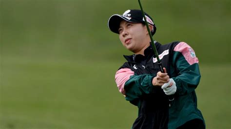 Hyo Joo Kim Waves Goodbye To Mom Hello To Lpga Tour Lpga Ladies