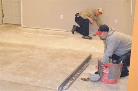 Chipboard is a cost effective material used frequently as subflooring. How to Level a Subfloor Before Laying Tile (With images ...
