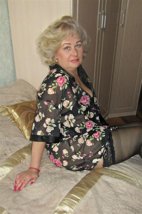 Фото Русских Пожилых Женщин В Домашней Обстановке — Красивое Фото
