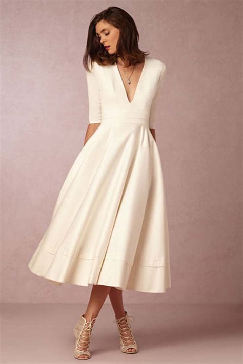 Simple Wedding Gowns For The Minimalist Bride Modern Wedding