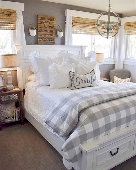 25 Beautiful Farmhouse Bedroom Decor Ideas Shelterness