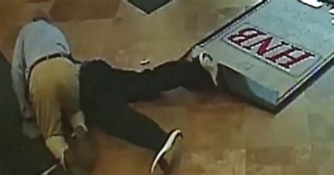Bank Robber Armed With Gun Bodyslammed By 63 Year Old Man Who Ripped