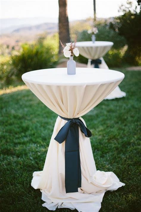 You can use it to personalize your coffee table in any season. 40 Incredible Ideas to Decorate Wedding Cocktail Tables ...