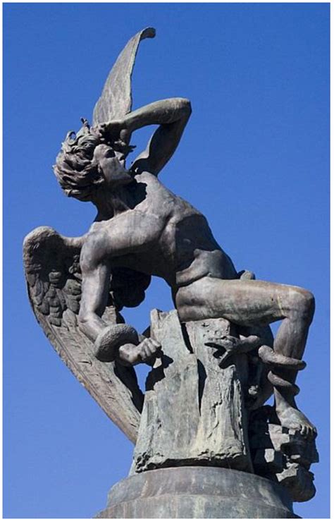 El ángel Caído 1874 Ricardo Bellver Parque Del Retiro Madrid