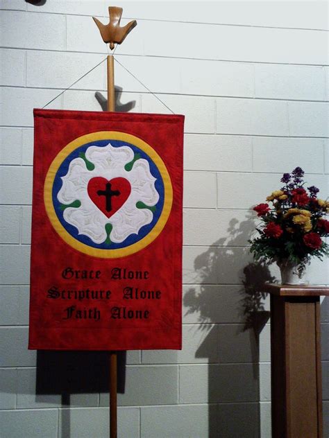 Helps you prepare job interviews and practice interview skills and techniques. Luther's Rose - Laurie Rodberg 2015 | Church banners, Luther rose, Wall quilts