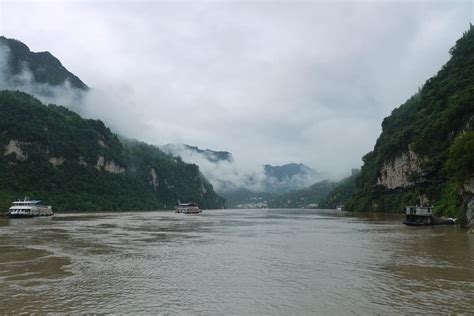 Yangtze River Cruise From Yichang To Chongqing Upstream In 5 Days 4