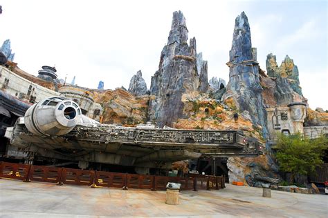 Star Wars In Florida Park Primer Vistazo De Las áreas Con Temática De Star Wars De Disneyland
