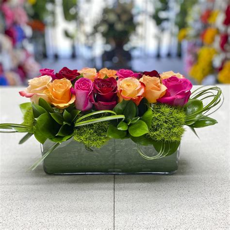The cost of prom flowers depends on the flower varieties used, the number of stems and complexity of the design. SUNSET OF ROSES in San Diego, CA | Wholesale Flowers