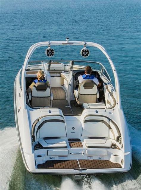 Pin By Lane Sommer On Floaters Wakeboard Boats Yacht Boat Yamaha Boats