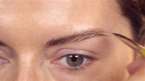 How To Put On Fake Eyebrows Eyebrowshaper