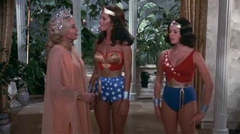 Wonder Woman And Her Mom Youtube