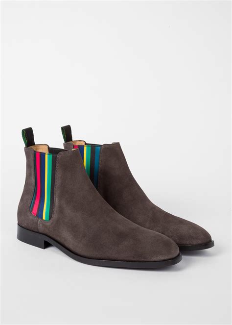 Featuring a pull tab at the rear, elasticated side panels, a stacked heel and an. Paul Smith Men's Dark Grey Suede 'gerald' Chelsea Boots in ...