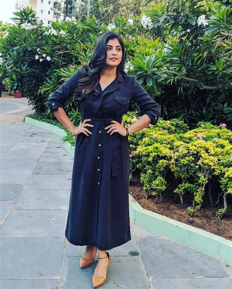 Her writing has appeared in the times of india and elle magazine, and she has been a columnist for the leading. Manjima Mohan Latest Photoshoot - thecinesizzlers.com ...