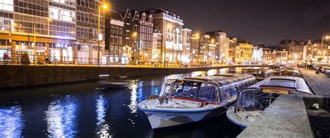 Амстердам, колись маленьке село, а нині столиця нідерландів, гостинно зустрічає туристів. Нідерланди (Голландія) - все про країну з фото, міста та ...