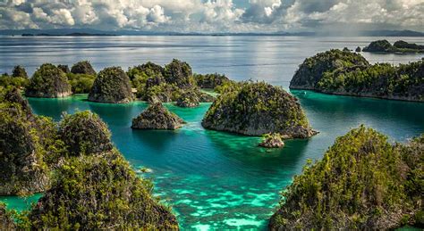 10 Tempat Wisata Di Indonesia Beserta Penjelasannya Tempat Wisata