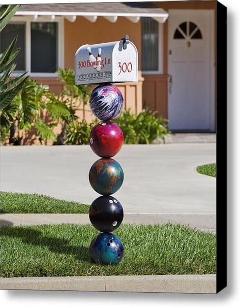 Bowling Balls Garden Yard Art Bowling Ball Crafts Mosaic Bowling Ball