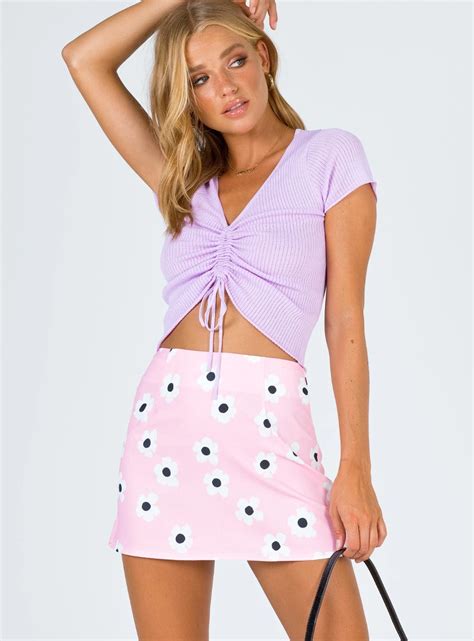 shelly mini skirt pink princess polly aus in 2020 mini skirts pink mini skirt fashion