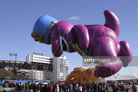 Barney The Dinosaur Photos And Premium High Res Pictures Getty Images