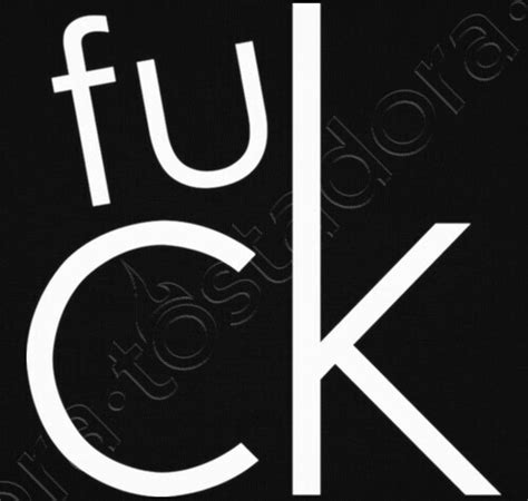 Camiseta Fuck Logo Calvin Klein Latostadora