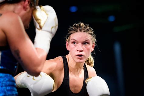 „ey wir haben es geschafft“ nina meinke ist berlins erste boxweltmeisterin