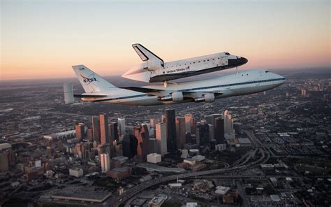 Space Shuttle Endeavour Hd Wallpapers Backgrounds