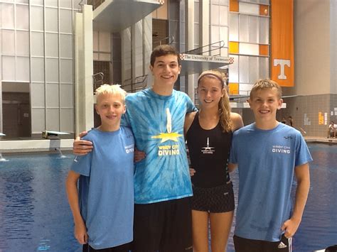 12 Divers Compete At Usa Diving Age Group And Junior National