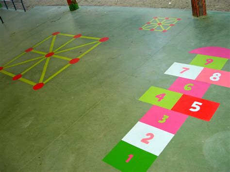 Un juego de patio con materiales y instrucciones : Pinturas y murales infantiles: Juegos pintados con ...