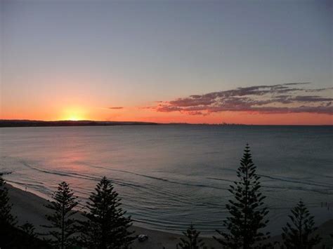 Sunset Over Rainbow Bay Qld Australia Sunset Sunrise Sunrise Sunset