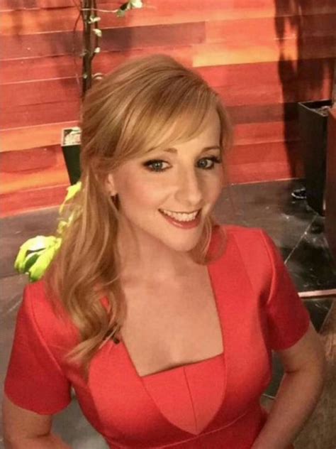 36 Melissa Rauch Hot Photos That Are Completely Different From Her The