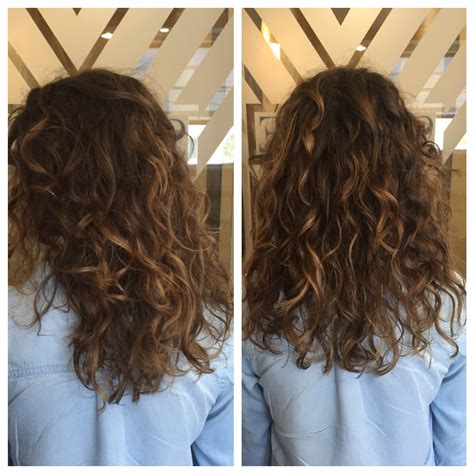 I Just Love Balayage On Curly Hair Hairbydanaduffy Curly Hair