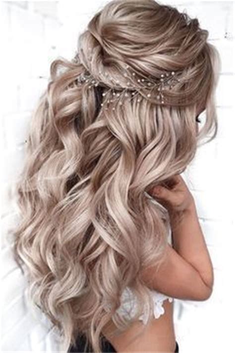 Nice open hair wedding inspiration. 27 wedding hairstyles for medium hair - Mrs Space