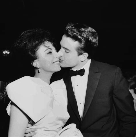 Warren Beatty Et Joan Collins Les Plus Beaux Baisers Des Stars Elle