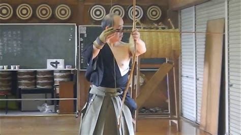Kyudo Demonstration Master Kazushia Miyasaka Youtube