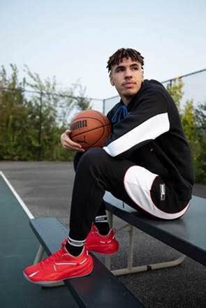 Cole is notorious for keeping his projects under wraps but the musician has been busy lately. PUMA is Re-Releasing the J. Cole's Signature Basketball Sneaker RS-Dreamer - Blood, Sweat and ...