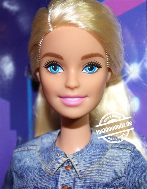 2021 Big City Big Dreams Malibu Barbie Gxt03