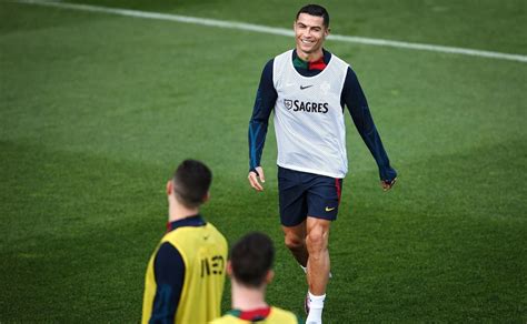 Cristiano Dice Que Se Siente Algo Especial Con La Llegada De Roberto Martínez