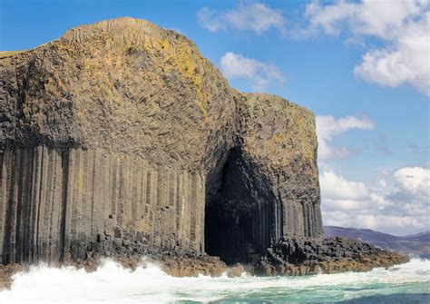 Explore Fingals Cave In Scotland With Our Picture Gallery Fingals