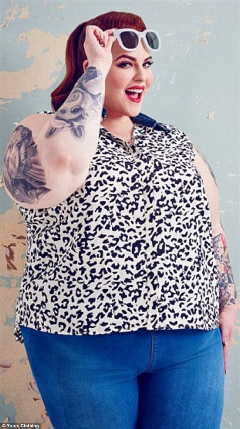 tess holliday size 26 model is happy to be called fat daily mail online