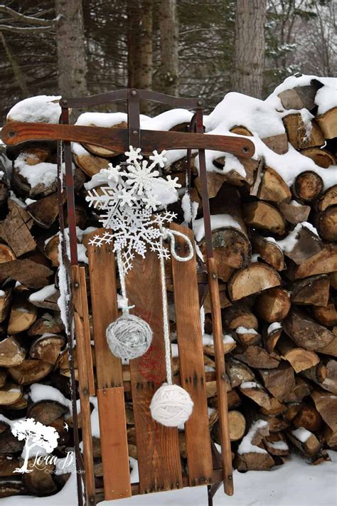 10 Creative Ways To Decorate A Vintage Sled Christmas Sled Decoration