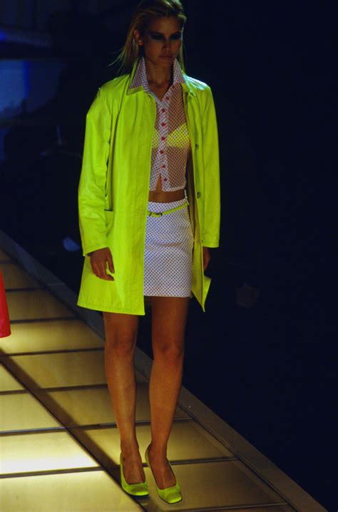 Valeria Mazza Istante Ready To Wear Springsummer 1996 Fashion