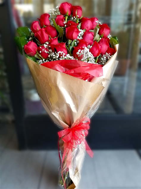 Long Stem Red Roses Wrap 2 Dozen In Los Angeles Ca American Flowers