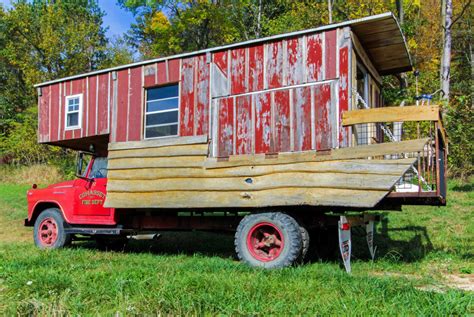 Check spelling or type a new query. Fire Truck Camper | Coulee CabinsCoulee Cabins